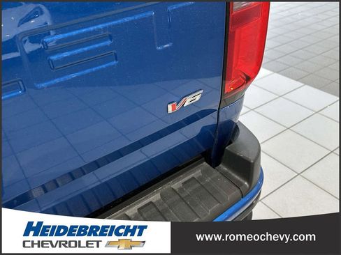 Used 2021 Chevrolet Colorado LT w/ LT Convenience Package image 12