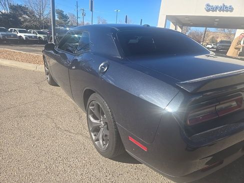 Used 2019 Dodge Challenger R/T image 4