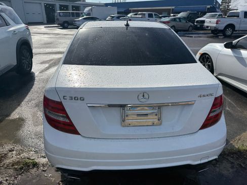 Used 2013 Mercedes-Benz C 300 Sport image 24