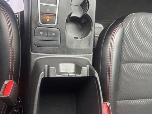 Used 2025 Ford Escape ST-Line image 23