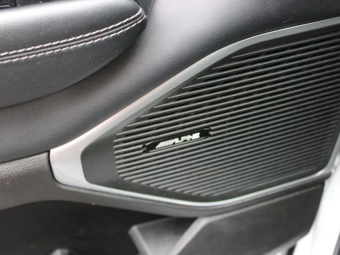 Used 2024 Jeep Wagoneer Series II image 38