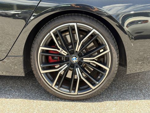 Certified 2023 BMW M550i xDrive w/ Executive Package AWD/4WD image 11