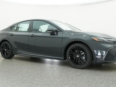 New 2026 Toyota Camry SE FWD image 31