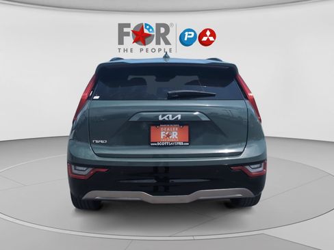 Used 2023 Kia Niro Wave FWD image 4