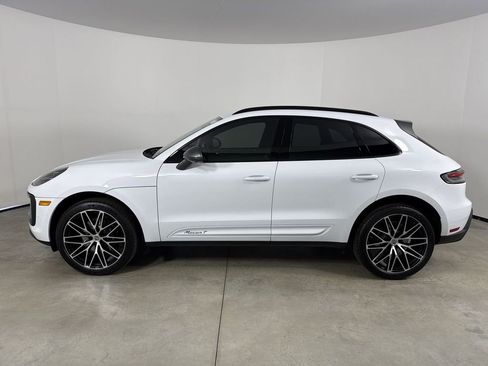 Certified 2026 Porsche Macan Turbo AWD/4WD image 2
