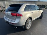 Used 2012 Lincoln MKX FWD image 4