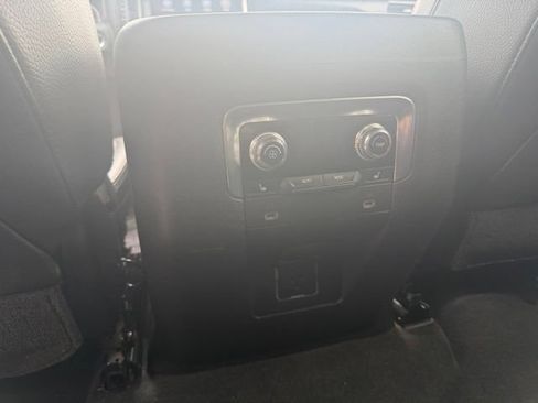 Used 2021 GMC Yukon XL Denali RWD image 32