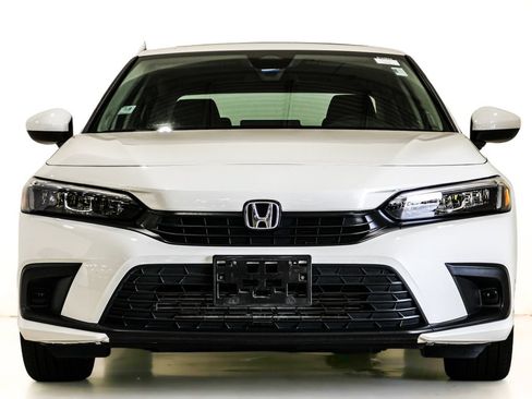 Used 2024 Honda Civic EX image 2