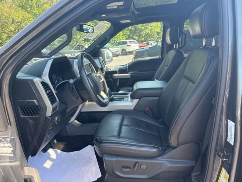 Used 2020 Ford F150 Lariat w/ Equipment Group 502A Luxury AWD/4WD image 5