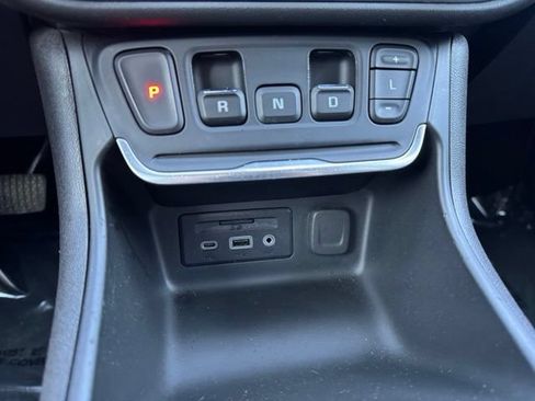 Used 2019 GMC Terrain SLE w/ Driver Convenience Package AWD/4WD image 19