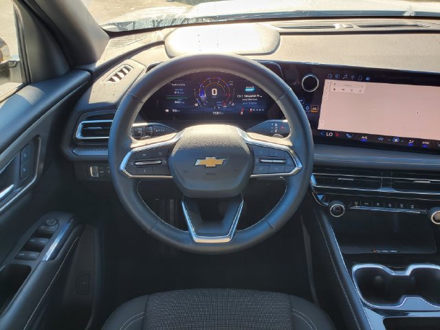 Certified 2024 Chevrolet Traverse LT w/ LPO, Floor Liner Package FWD image 18