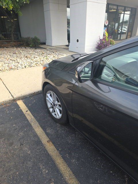 Used 2015 Ford Focus SE FWD image 6