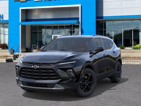 New 2026 Chevrolet Blazer LT image 6