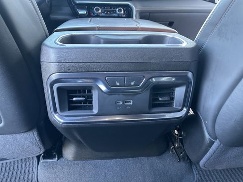 Used 2024 GMC Sierra 3500 Denali Ultimate image 28