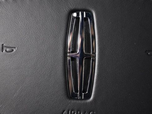 New 2026 Lincoln Navigator L Black Label image 32