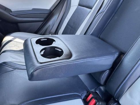 Used 2020 Subaru Crosstrek Hybrid image 19