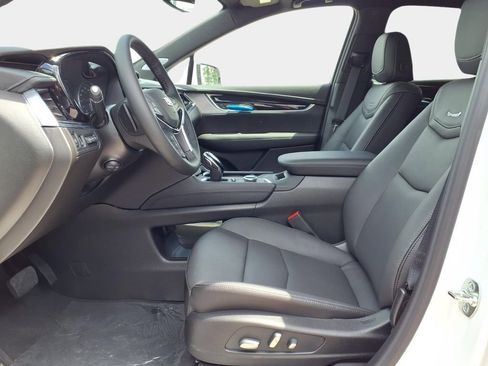 New 2026 Cadillac XT5 Premium Luxury FWD image 9