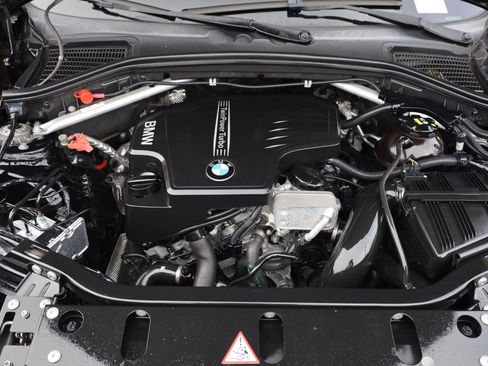 Used 2016 BMW X4 xDrive28i AWD/4WD image 11