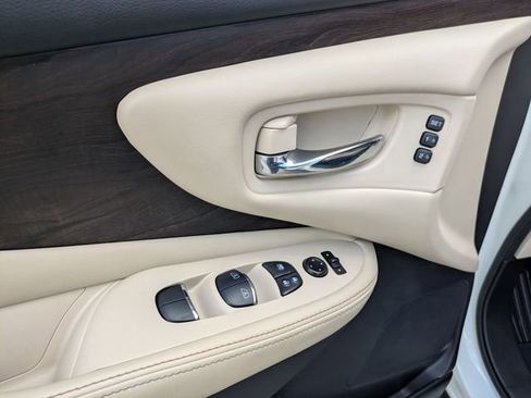 Used 2022 Nissan Murano Platinum FWD image 24