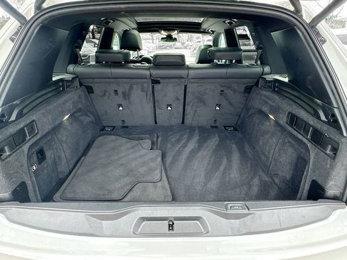 Used 2019 BMW X5 xDrive40i w/ Convenience Package image 28