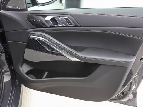 New 2026 BMW X6 xDrive40i w/ Executive Package image 28