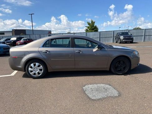 Used 2012 Chevrolet Malibu LS w/ LS Uplevel Package FWD image 5