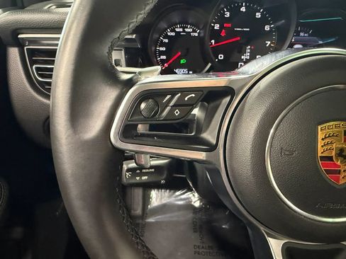 Used 2021 Porsche Macan AWD/4WD image 15