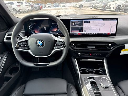 Used 2026 BMW 330i xDrive Sedan w/ Premium Package image 21