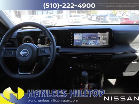 New 2025 Nissan Kicks SR image 16