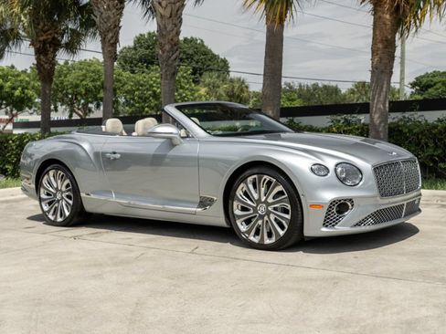 Used 2022 Bentley Continental GT Mulliner AWD/4WD image 11