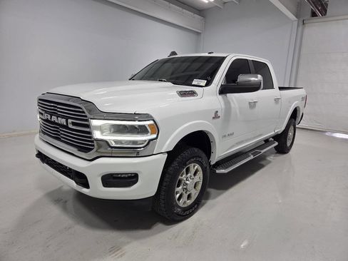 Used 2022 RAM 2500 Laramie AWD/4WD image 3
