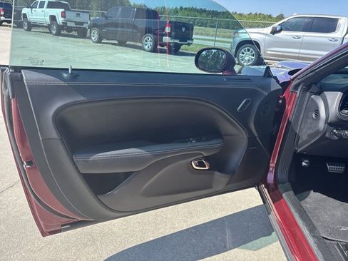 Used 2023 Dodge Challenger SRT Hellcat image 11