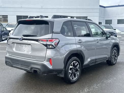 Certified 2025 Subaru Forester Premium w/ Convenience Package #2 image 22