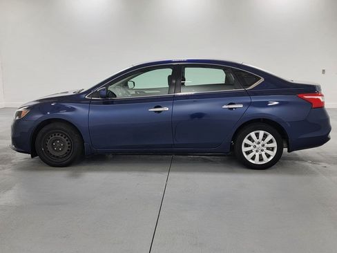 Used 2019 Nissan Sentra S FWD image 5