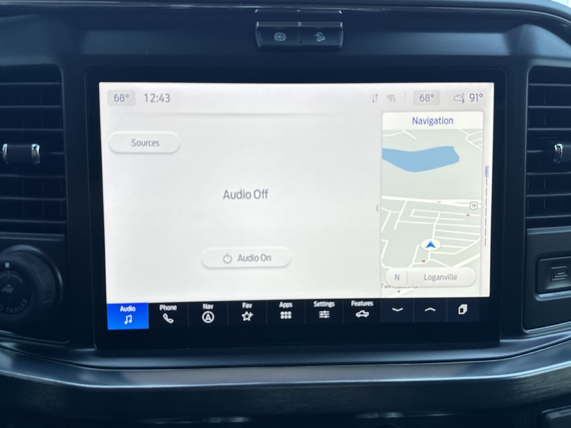 Used 2025 Ford F250 Lariat w/ Lariat Ultimate Package AWD/4WD image 3
