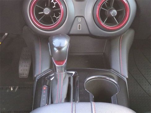 Certified 2020 Chevrolet Blazer RS w/ LPO, Floor Liner Package image 21