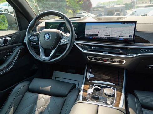 Used 2024 BMW X5 xDrive50e AWD/4WD image 41
