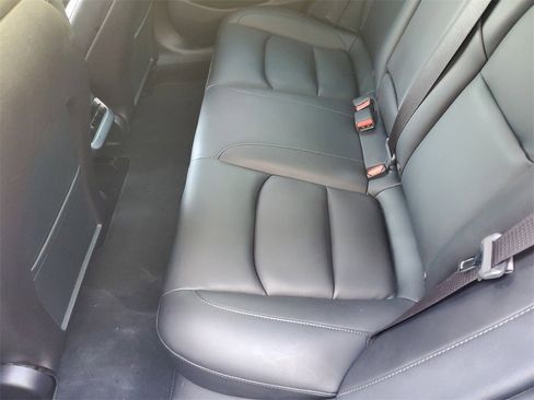 Used 2020 Tesla Model 3 Long Range image 8