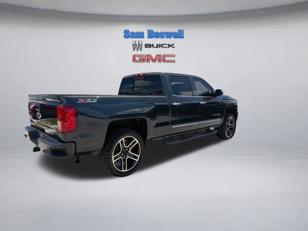 Used 2017 Chevrolet Silverado 1500 LTZ Z71 w/ LPO, Black Pack AWD/4WD image 11