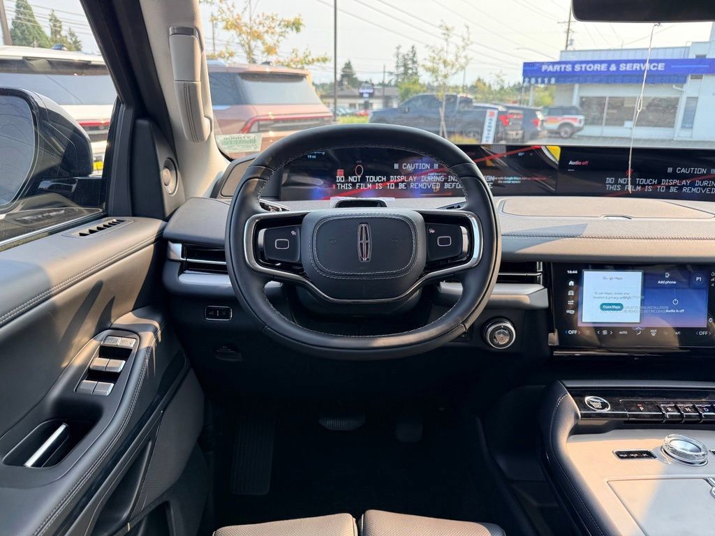 New 2027 Lincoln Navigator Premiere AWD/4WD image 10