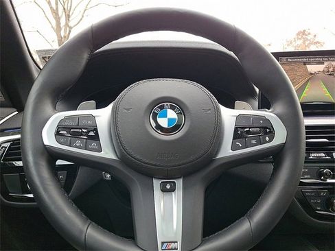 Used 2023 BMW M550i xDrive w/ Executive Package image 22