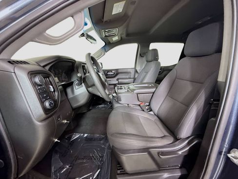 Used 2020 Chevrolet Silverado 1500 Custom Trail Boss w/ Custom Convenience Package image 17