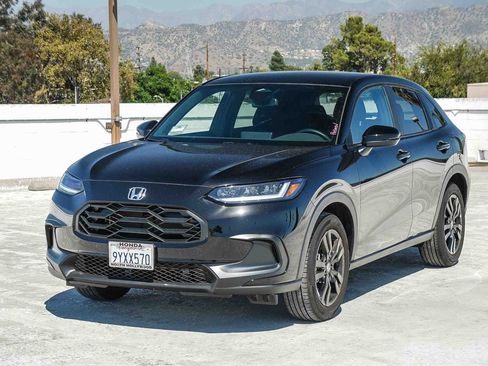 Used 2027 Honda HR-V Sport image 3