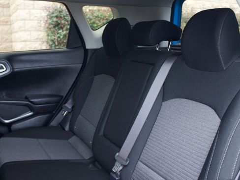 Used 2023 Kia Soul EX FWD image 19