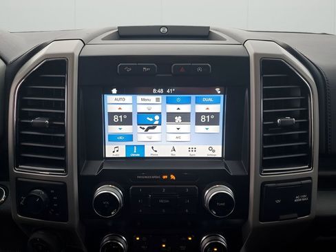 Used 2019 Ford F150 Lariat w/ Equipment Group 502A Luxury image 37