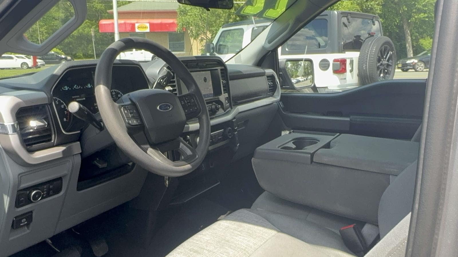 Used 2022 Ford F150 XLT AWD/4WD image 30