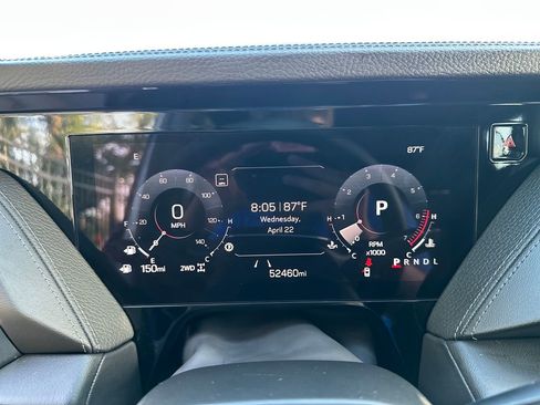 Used 2025 GMC Yukon XL Denali AWD/4WD image 18