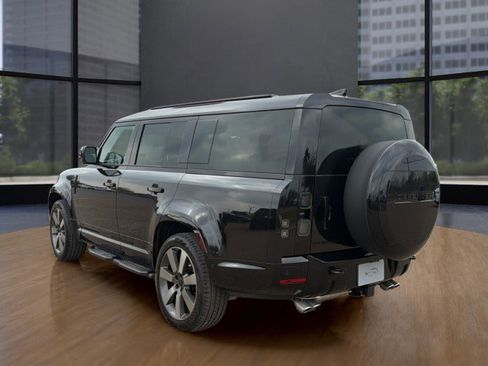 New 2026 Land Rover Defender 130 V8 image 7