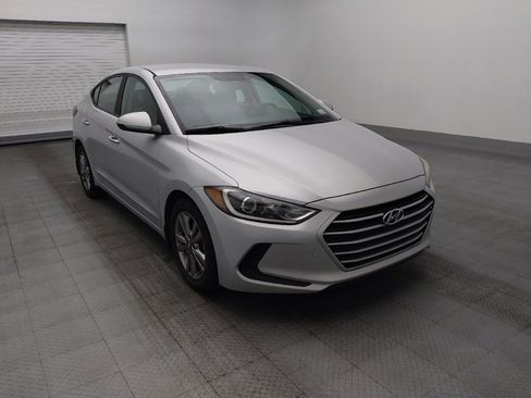 Used 2018 Hyundai Elantra SEL FWD image 13
