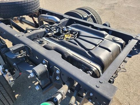 New 2024 Ford F550 4x4 Regular Cab Super Duty image 11